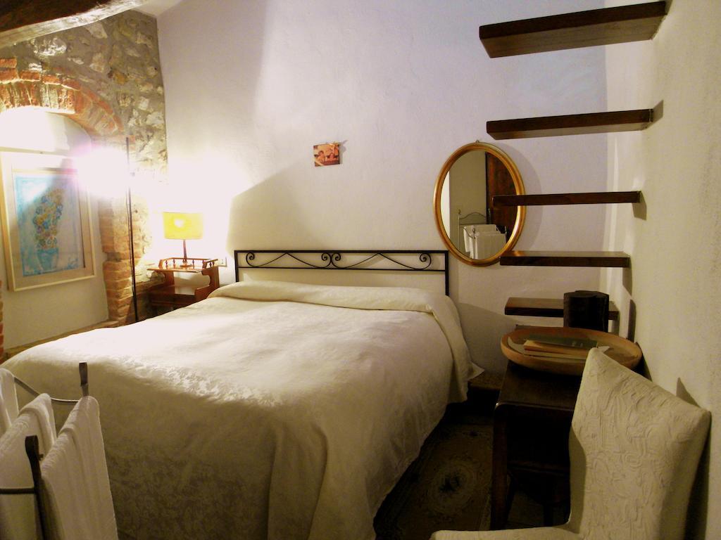 Guest House Il Borgo Di Sempronio Semproniano Room photo